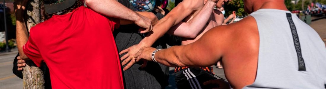 Man killed in Portland shooting mourned by far-right group